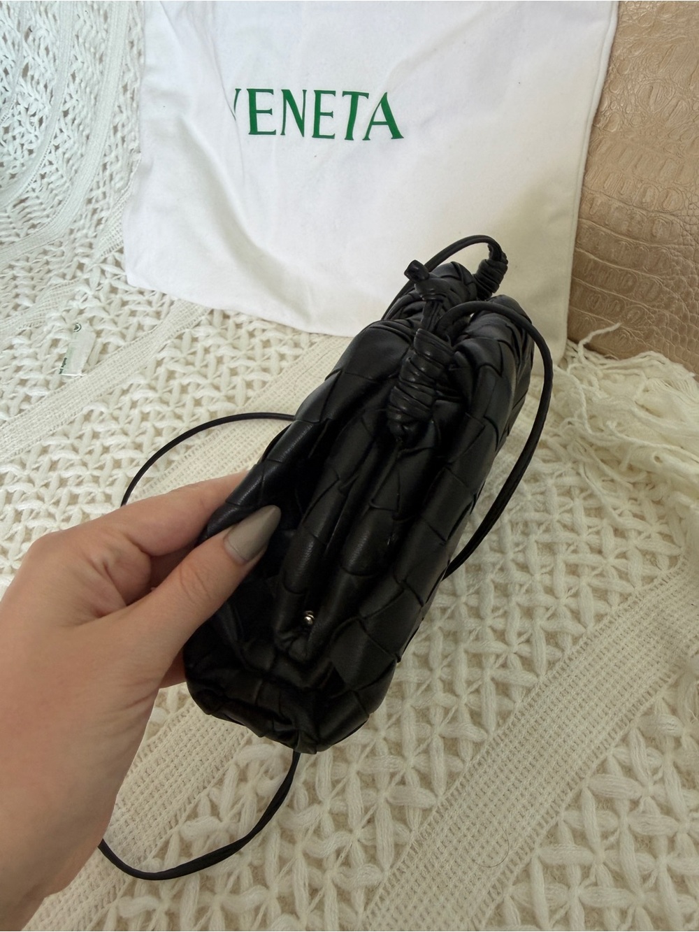 Bottega Veneta Intrecciato Leather Mini - Picture 3 of 6